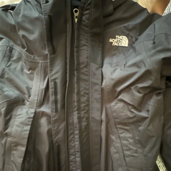 Northface Goretex Rain/Wind Jacket Shell + Inner Fleece.
